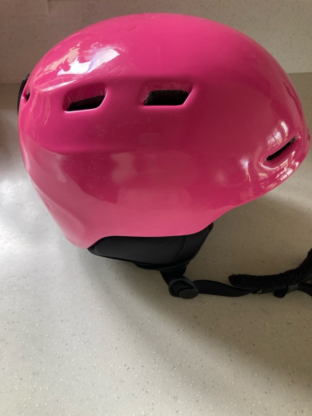 SMITH Youth Medium Pink Snow/Ski Helmet with Black Fleece Lining
